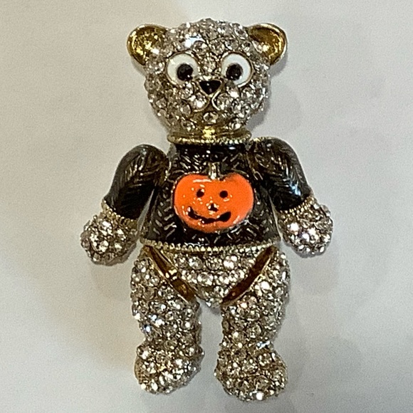 Gold-Tone Crystal Pumpkin Bear Brooch Pin - Picture 4 of 11